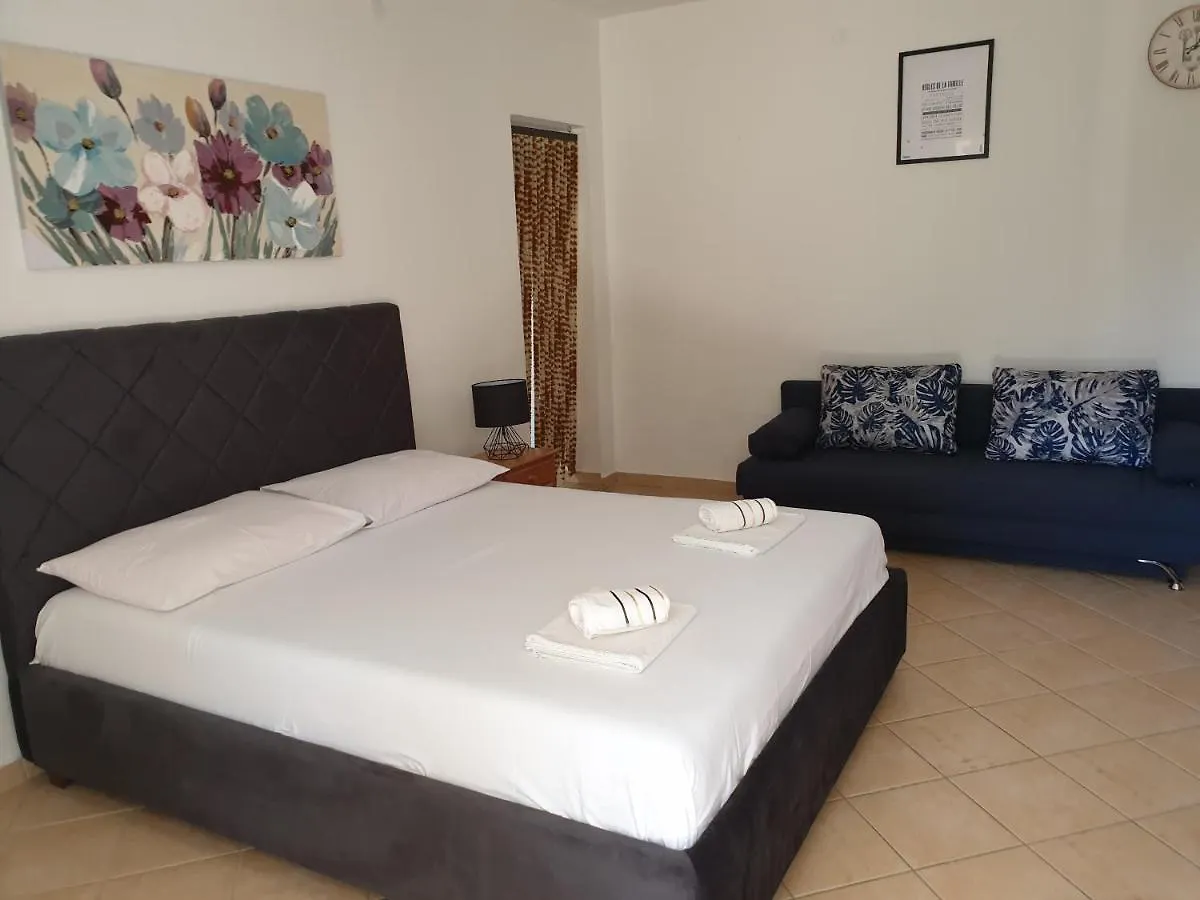 Apartments Jadranka Pag Town 0*,  Chorwacja