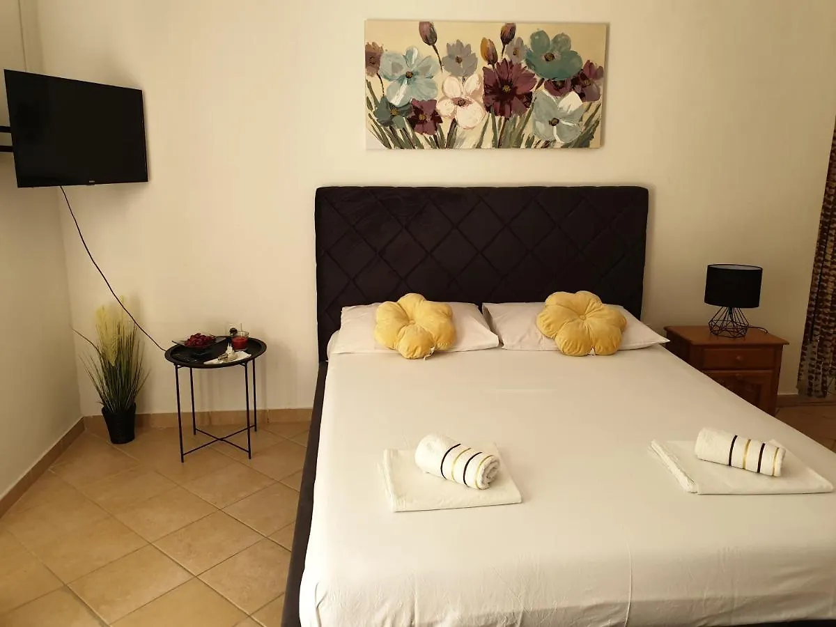 Apartments Jadranka Pag Town 0*,