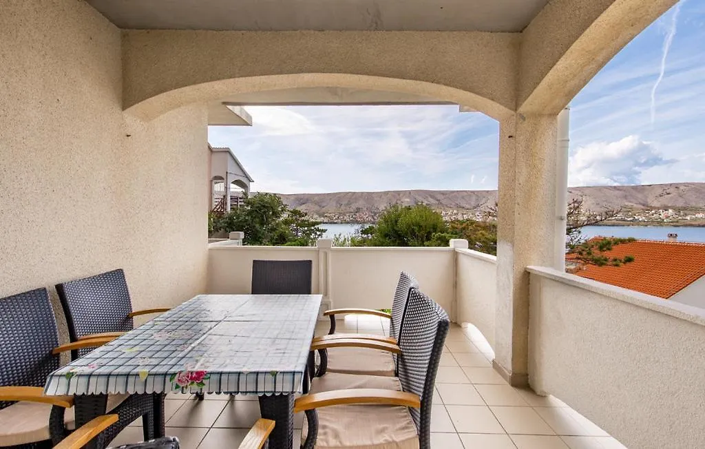Apartments Jadranka Pag Town