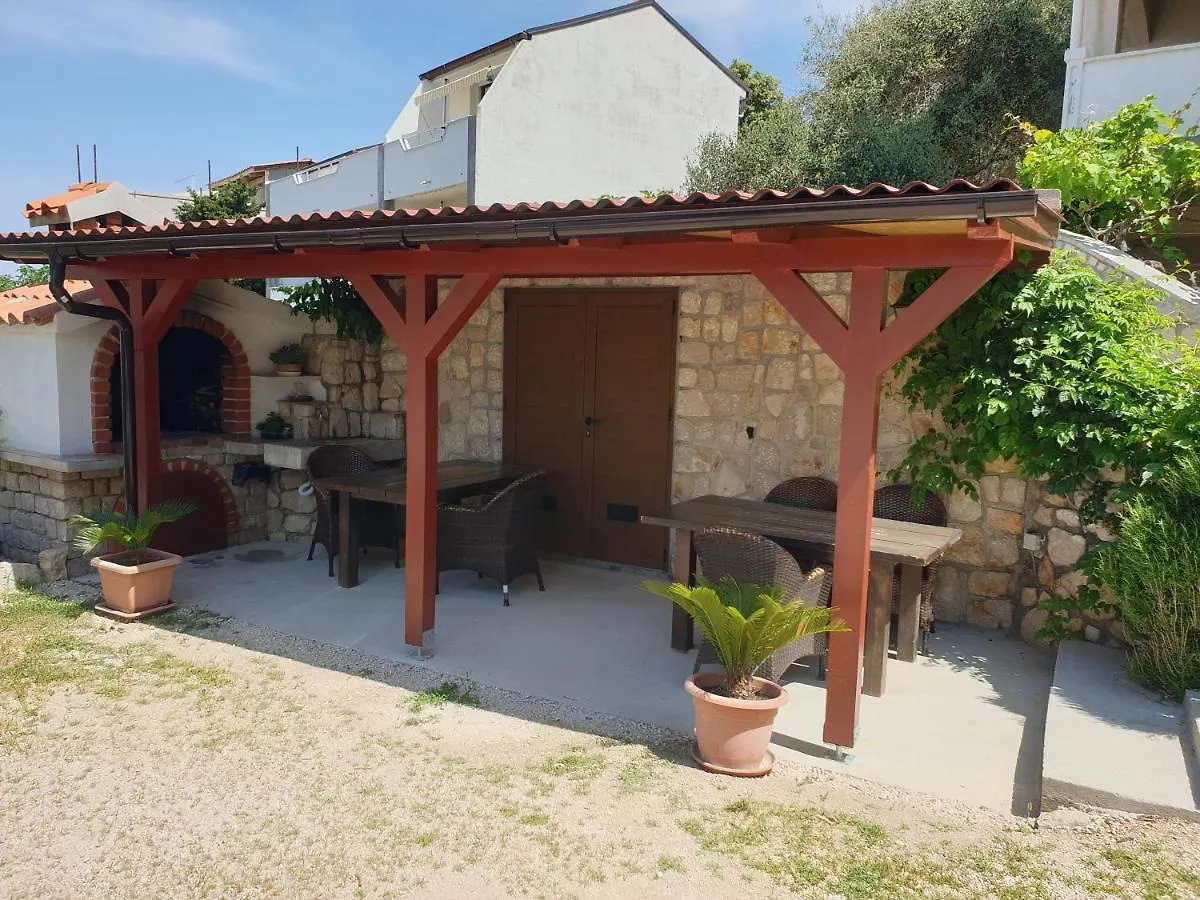 Apartments Jadranka Pag Town