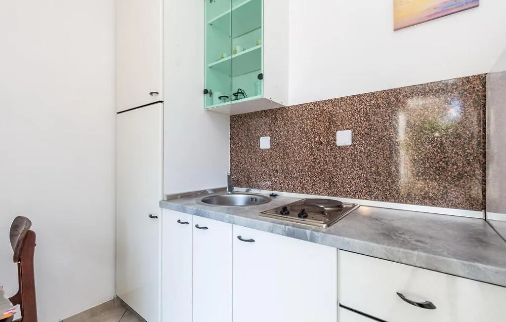 Apartments Jadranka Pag Town 0*,
