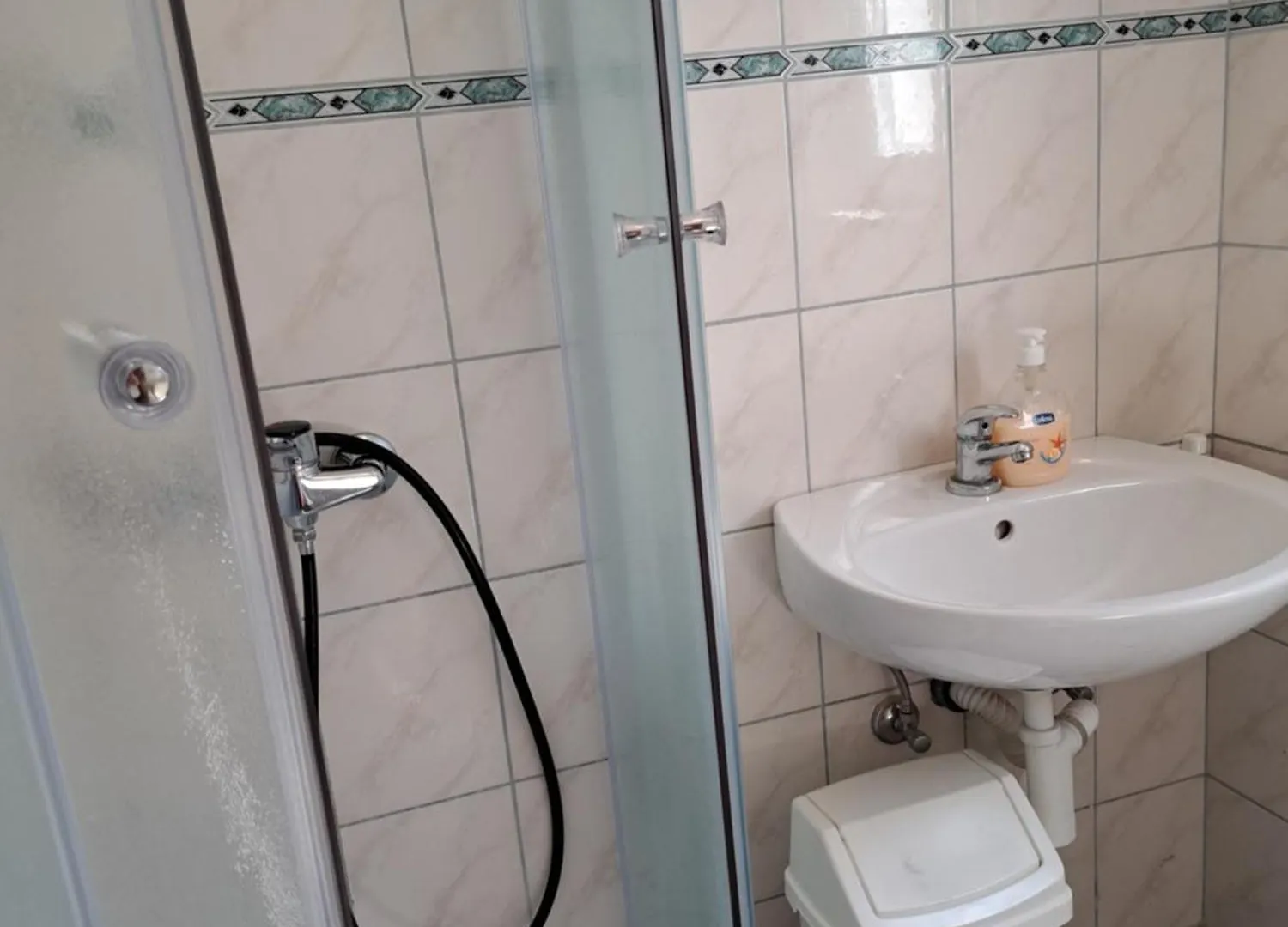 Apartments Jadranka Pag Town