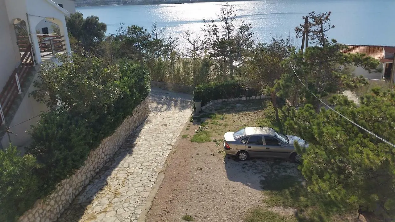 Apartments Jadranka Pag Town